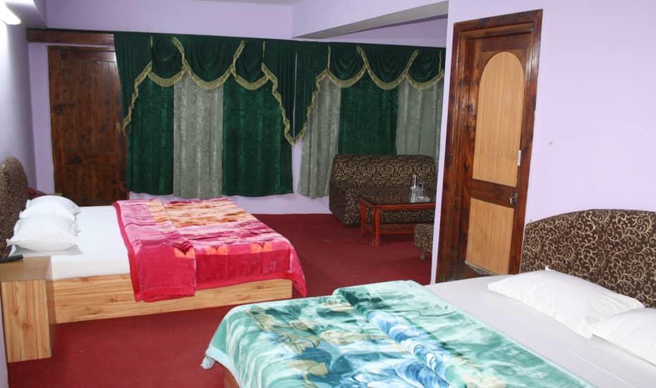 Hotel Highway Inn Manāli Buitenkant foto