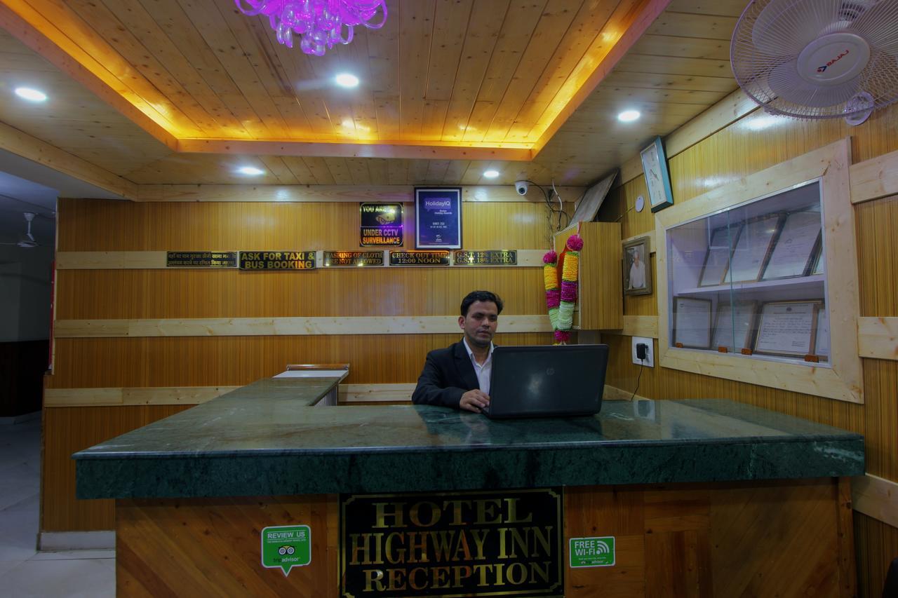 Hotel Highway Inn Manāli Buitenkant foto
