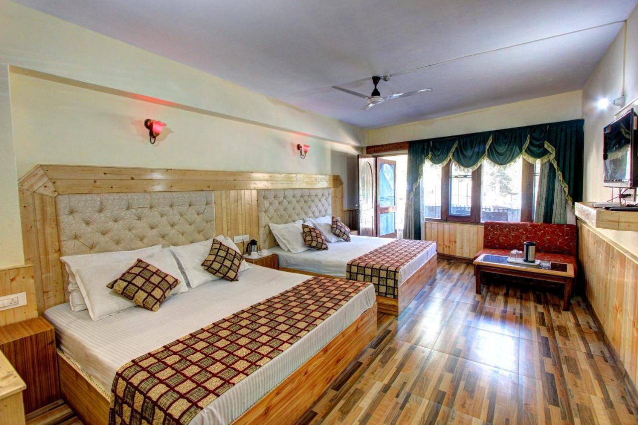 Hotel Highway Inn Manāli Buitenkant foto